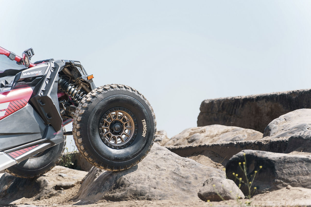 2024 Can Am Maverick X RS - KMC UTV CYCLE UTV - Bronze | Wheel Pros
